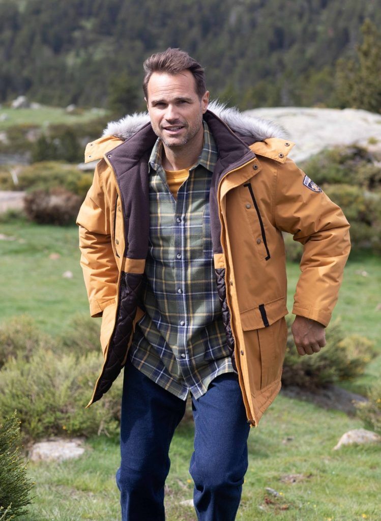parka ocre